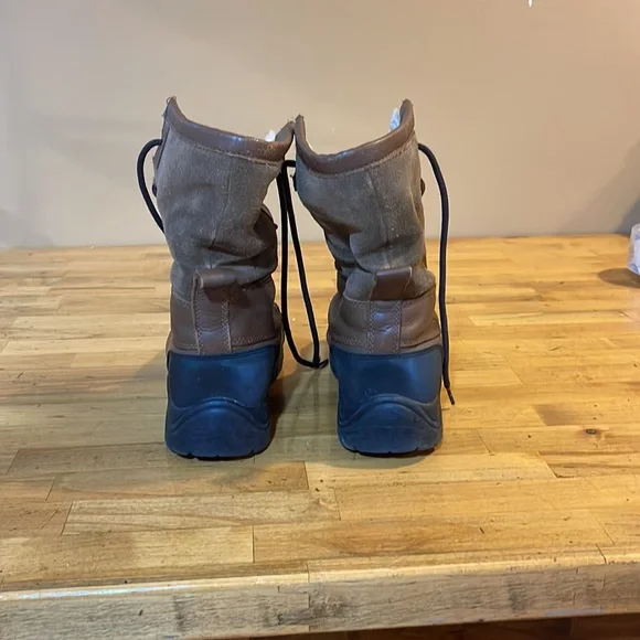 Polaris snow mobile boots! Leather upper. Fur lined. - Picture 2 of 6